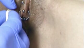 Nasty Teen mostra il suo corpo caldo mamme puttane italiane